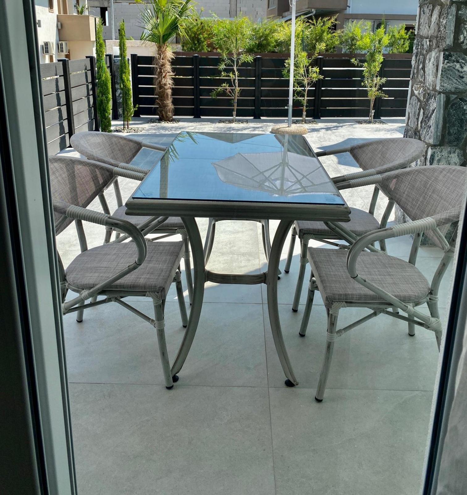 Interni Luxury Living Apartment นิกิติ ภายนอก รูปภาพ